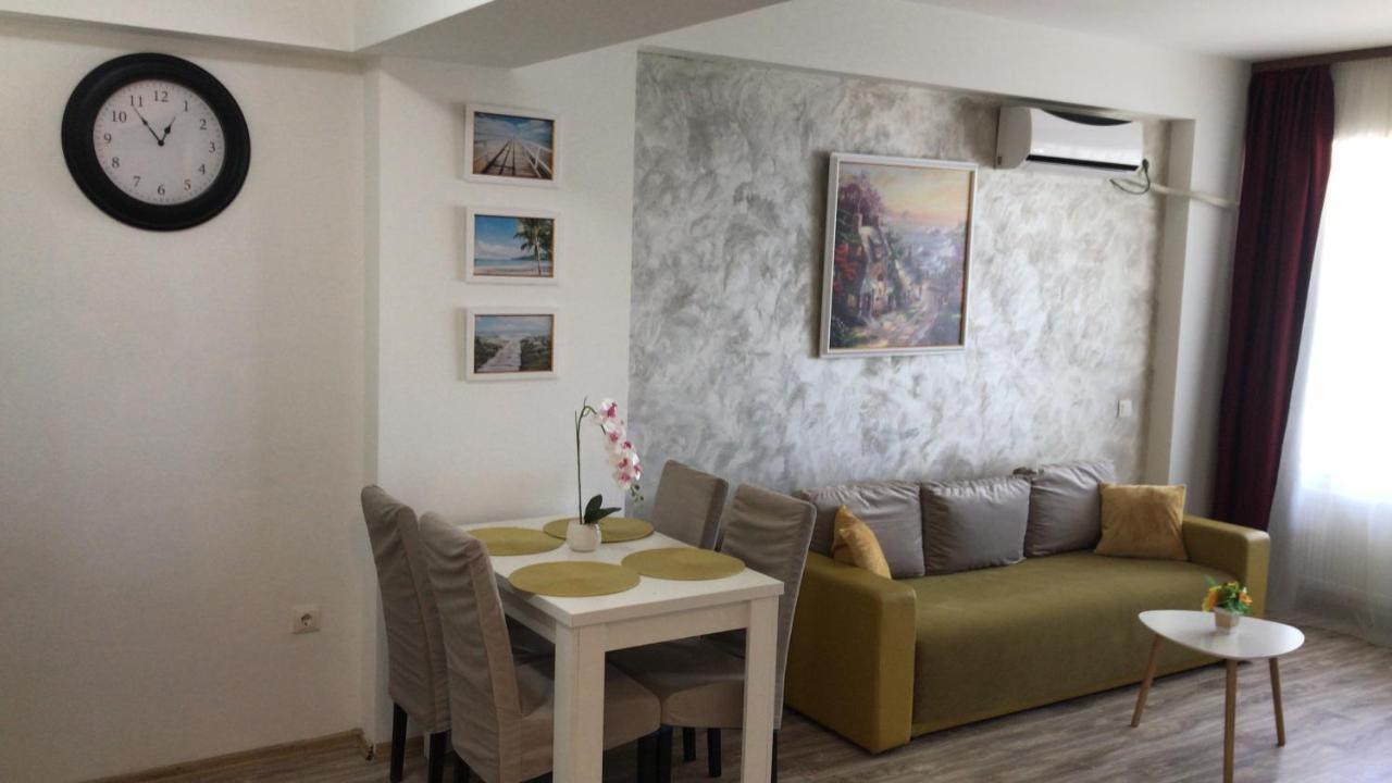 Apartament Summerland Mamaia Nord Exterior photo