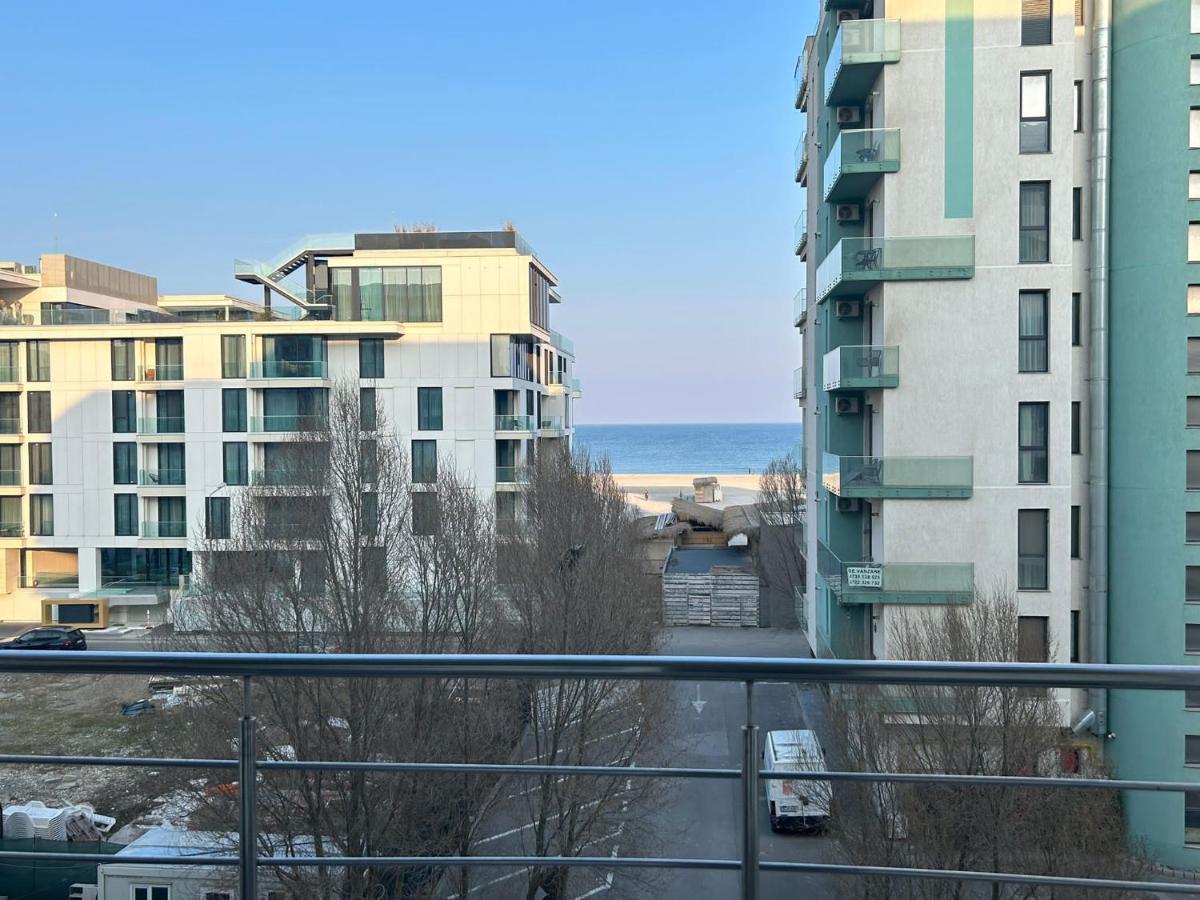 Apartament Summerland Mamaia Nord Exterior photo