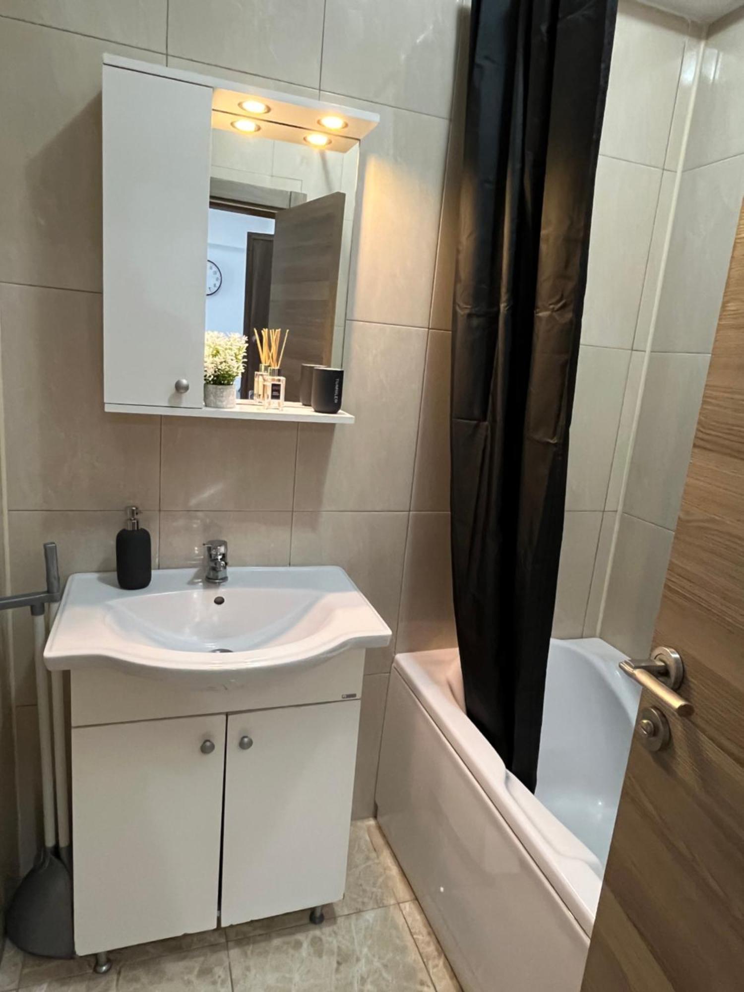 Apartament Summerland Mamaia Nord Exterior photo