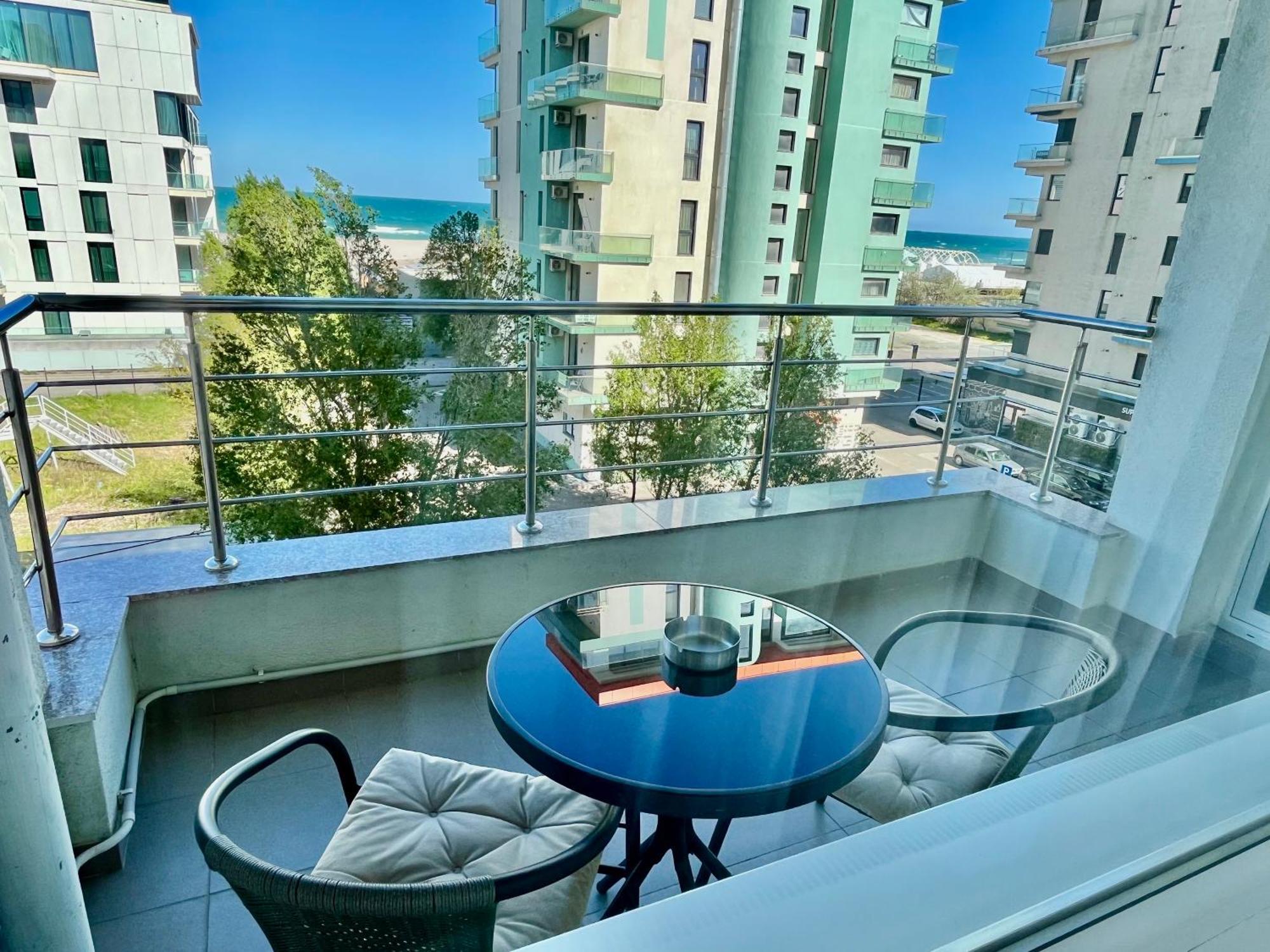 Apartament Summerland Mamaia Nord Exterior photo